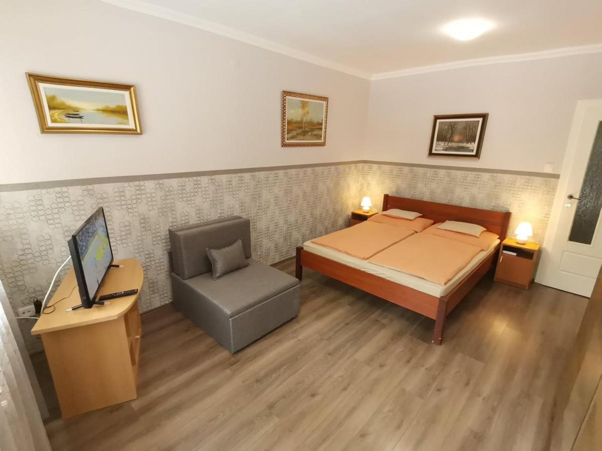 Carpe Diem Apartment Hajdúszoboszló Eksteriør bilde