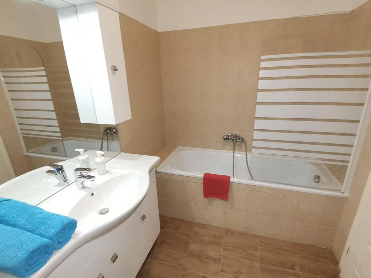 Carpe Diem Apartment Hajdúszoboszló Eksteriør bilde